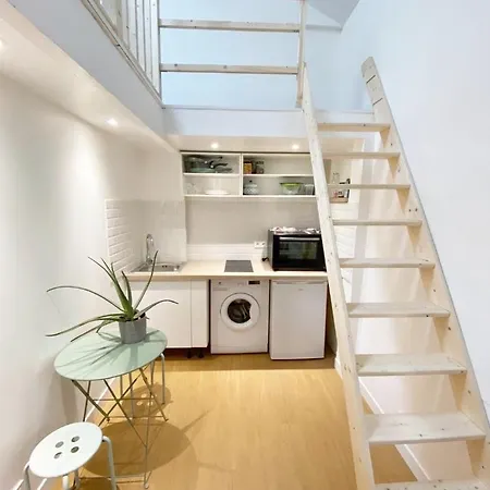 Duplex 50 Metres De La דירה