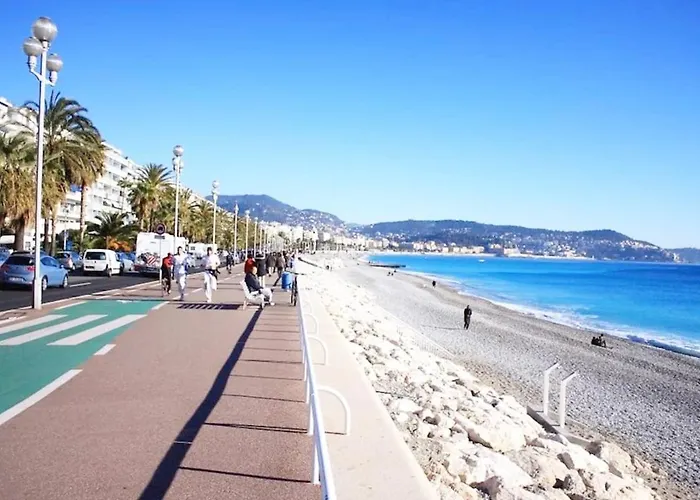 Duplex 50 Metres De La * Nice